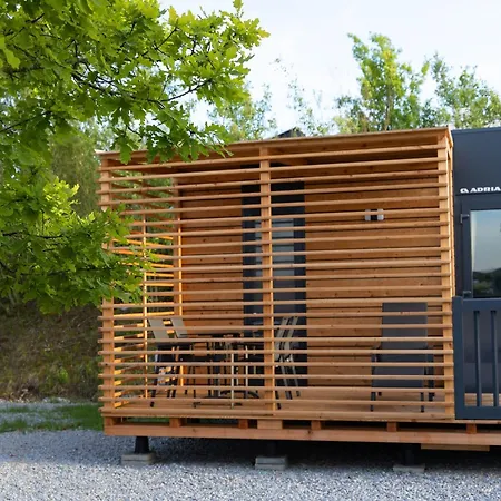 Modernes Mobile Im Vital Camp Bayerbach